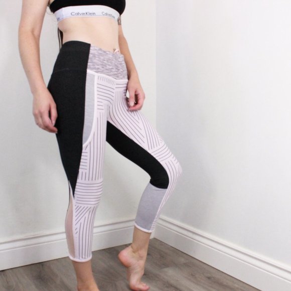 MPG Cropped Leggings - Picture 2 of 6